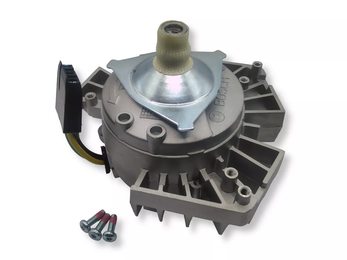 Moteur réf. F 016 104 031 BOSCH